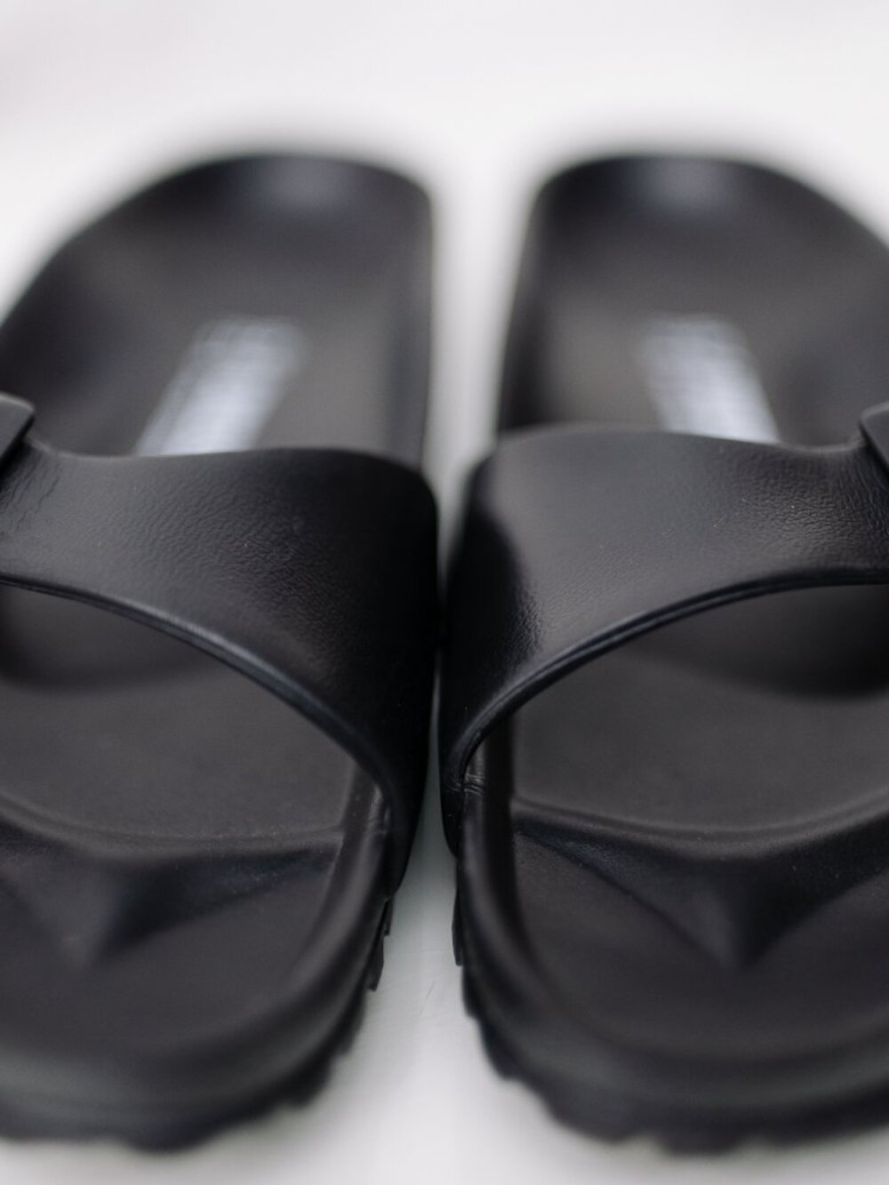 Birkenstock Madrid Essentials EVA Sandals Black Size 40 Waterproof Like New - Picture 8 of 8